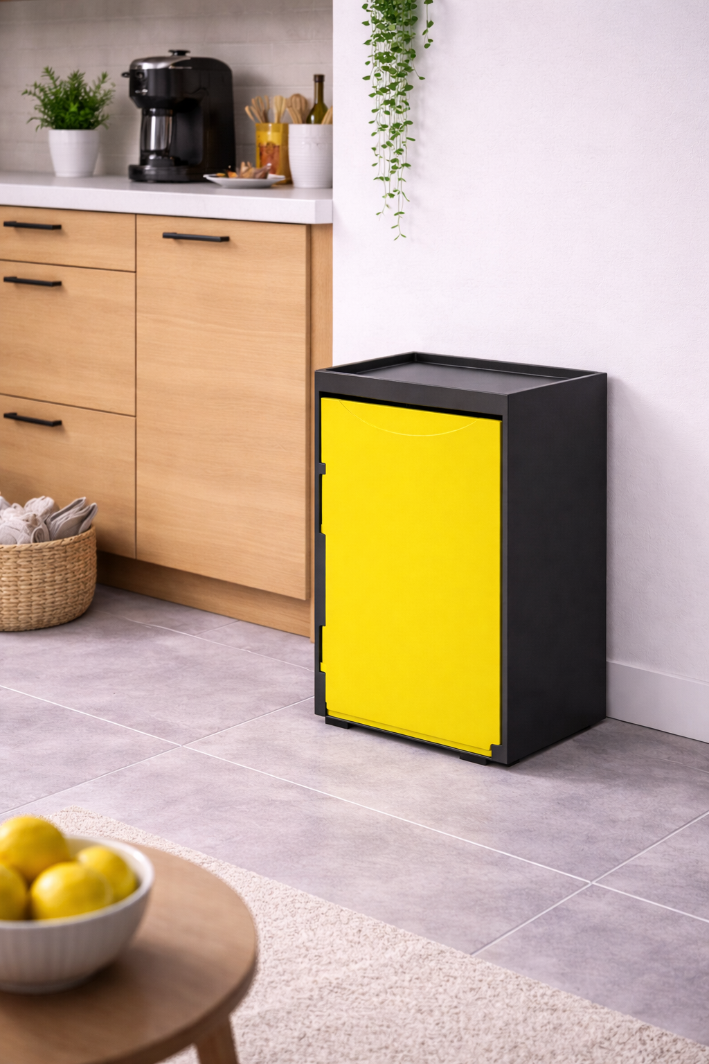 Cubo apilable de reciclaje de plástico con apertura frontal - Color Amarillo - Medidas: 46x28x27 cm